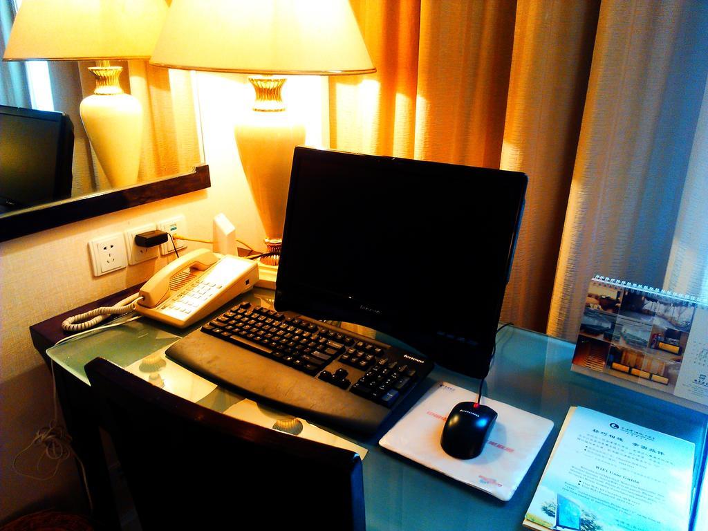 Golden Gulf Jasper Hotel Shantou Room photo