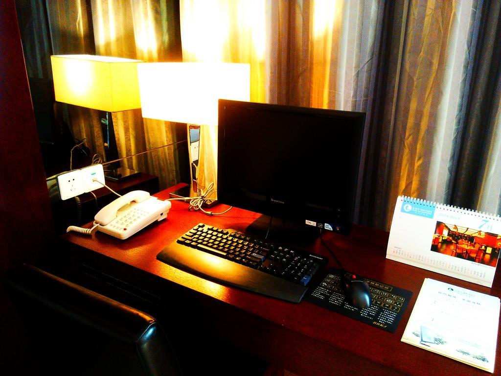 Golden Gulf Jasper Hotel Shantou Room photo